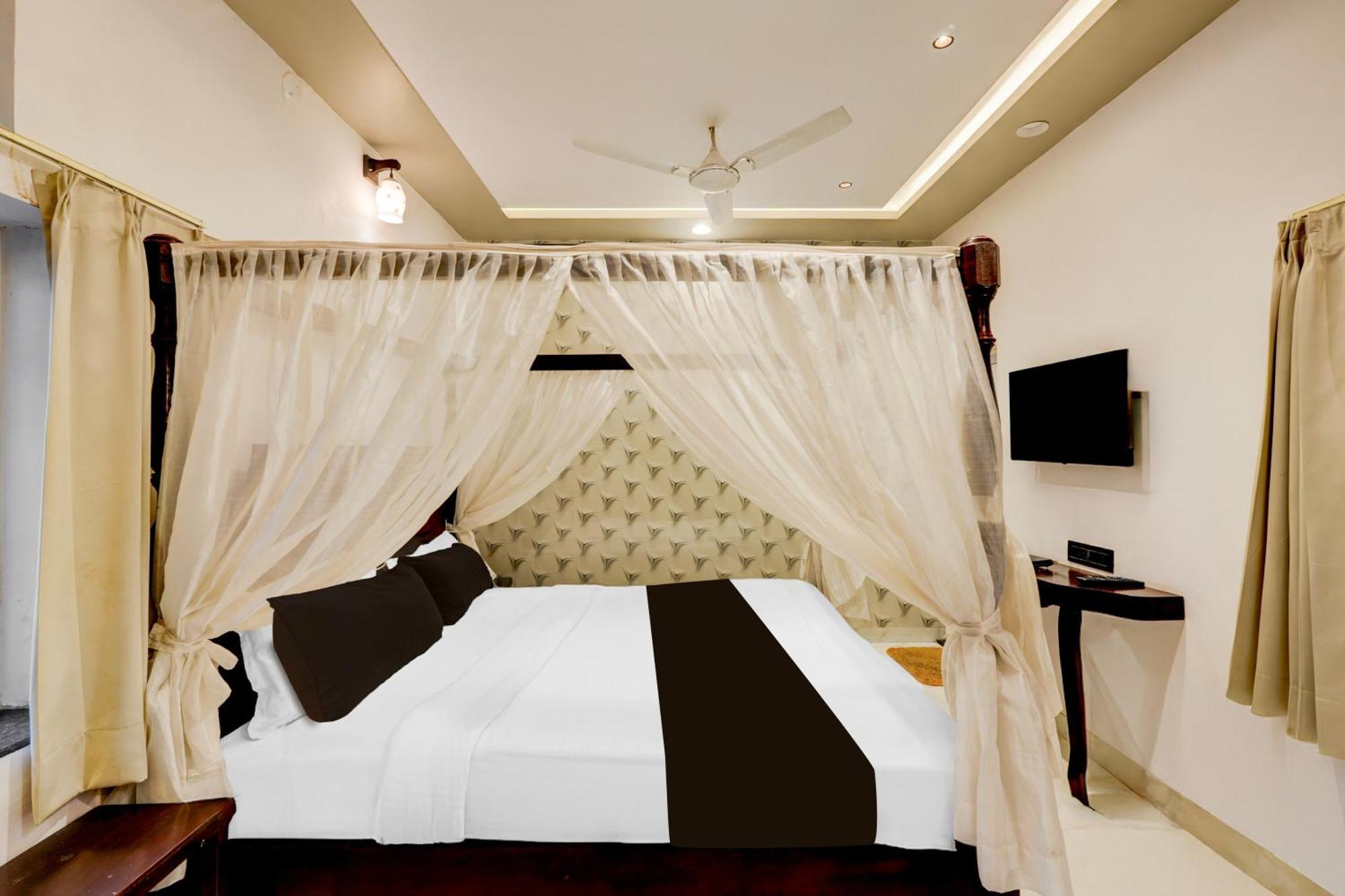 Hotel O Lake N Hill View Udaipur Ngoại thất bức ảnh