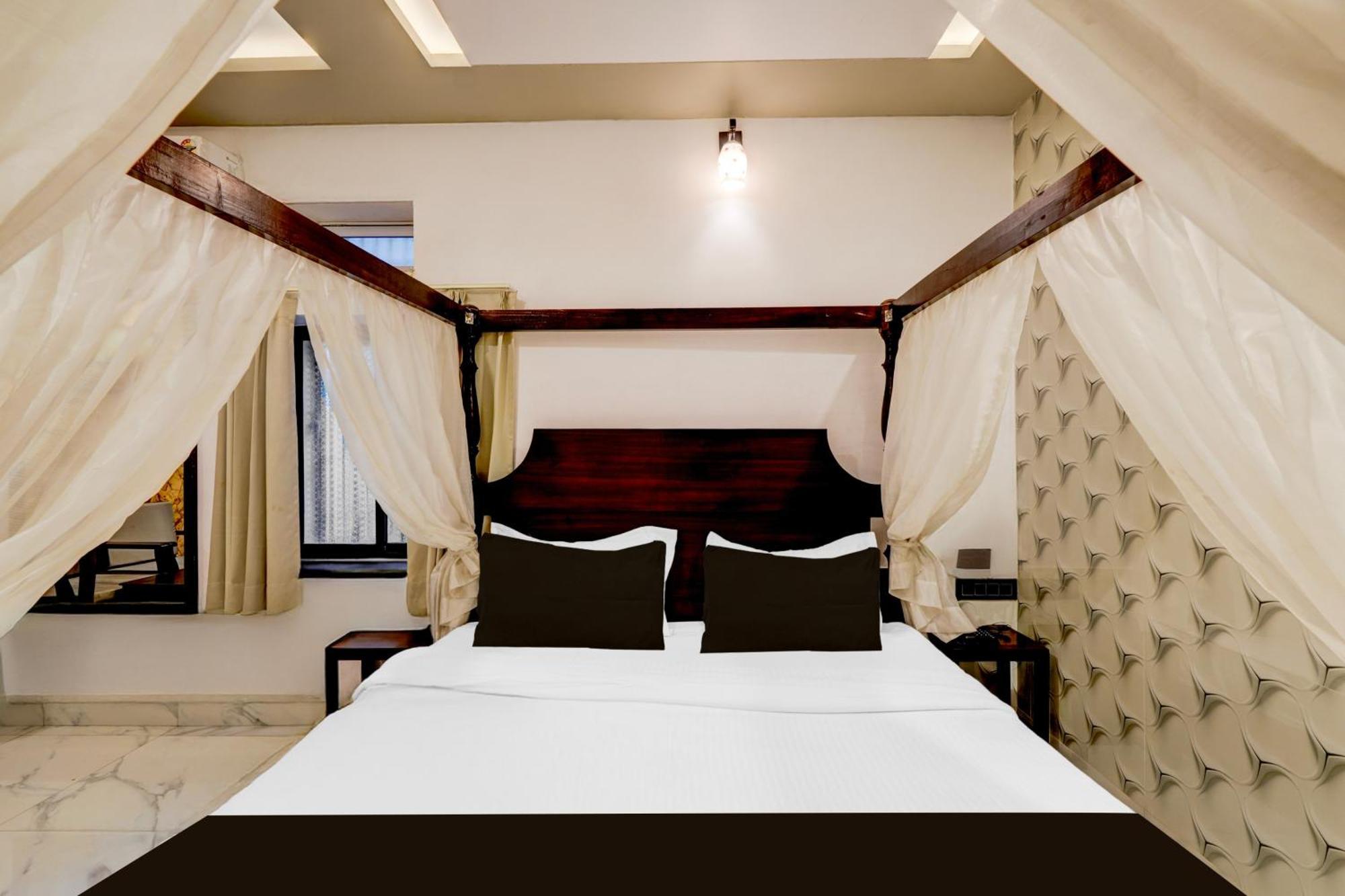 Hotel O Lake N Hill View Udaipur Ngoại thất bức ảnh