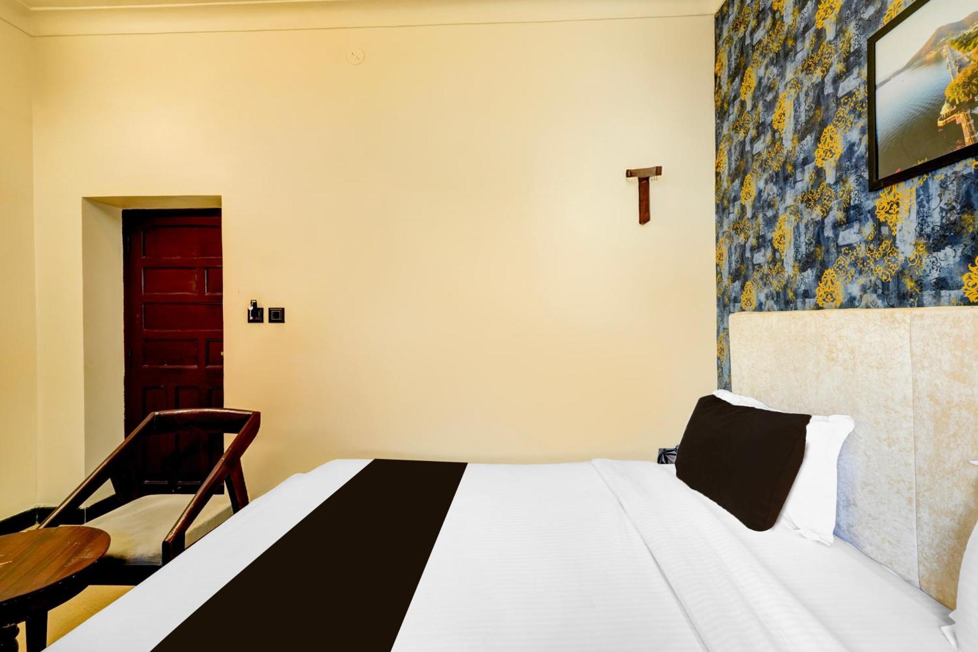 Hotel O Lake N Hill View Udaipur Ngoại thất bức ảnh