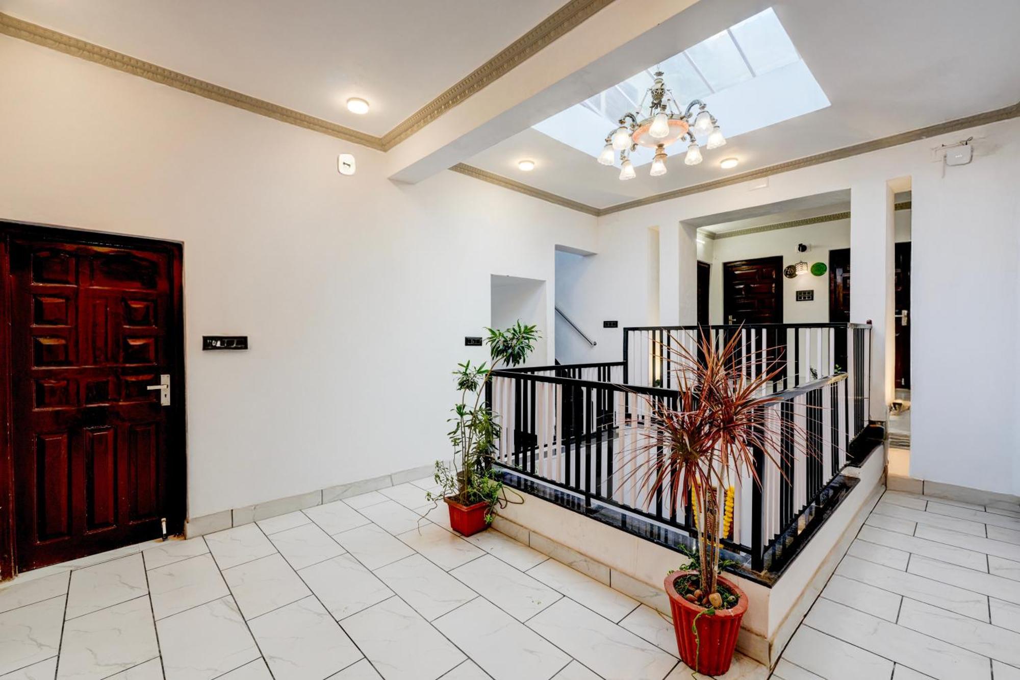 Hotel O Lake N Hill View Udaipur Ngoại thất bức ảnh