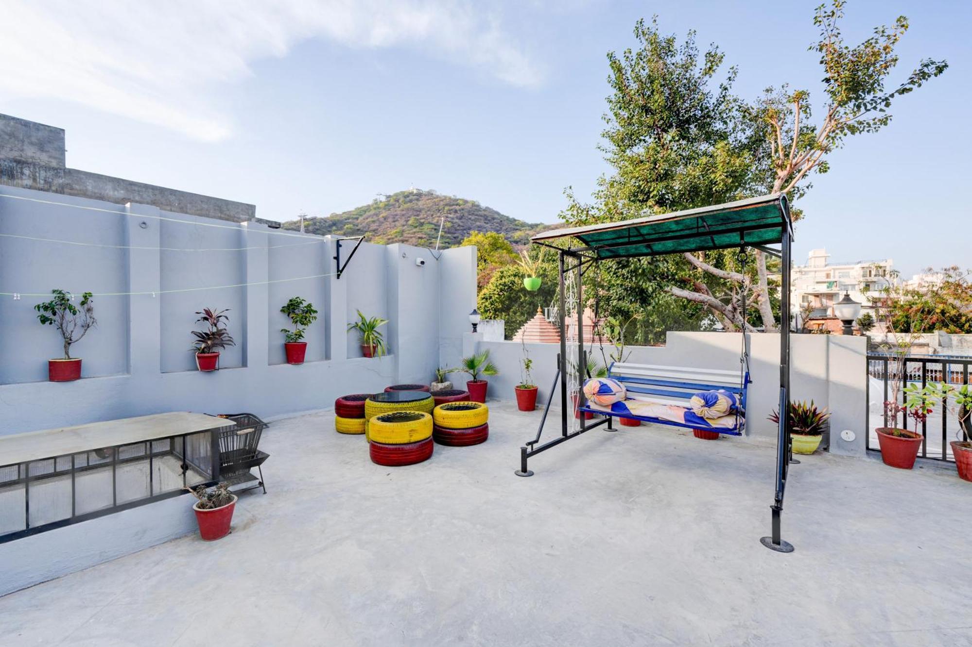 Hotel O Lake N Hill View Udaipur Ngoại thất bức ảnh
